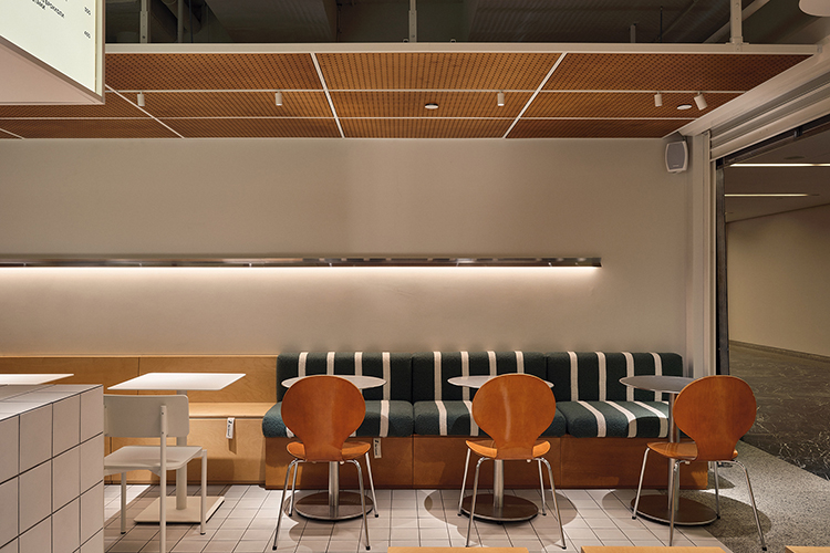 Thiết kế quán cafe phong cách hiện đại 2026