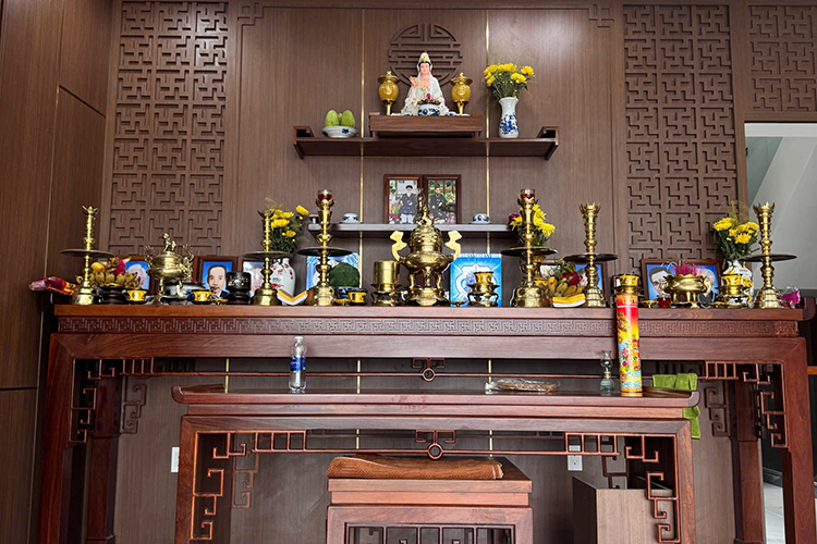 Khi nào nên lau dọn bàn thờ cuối năm cho đúng?