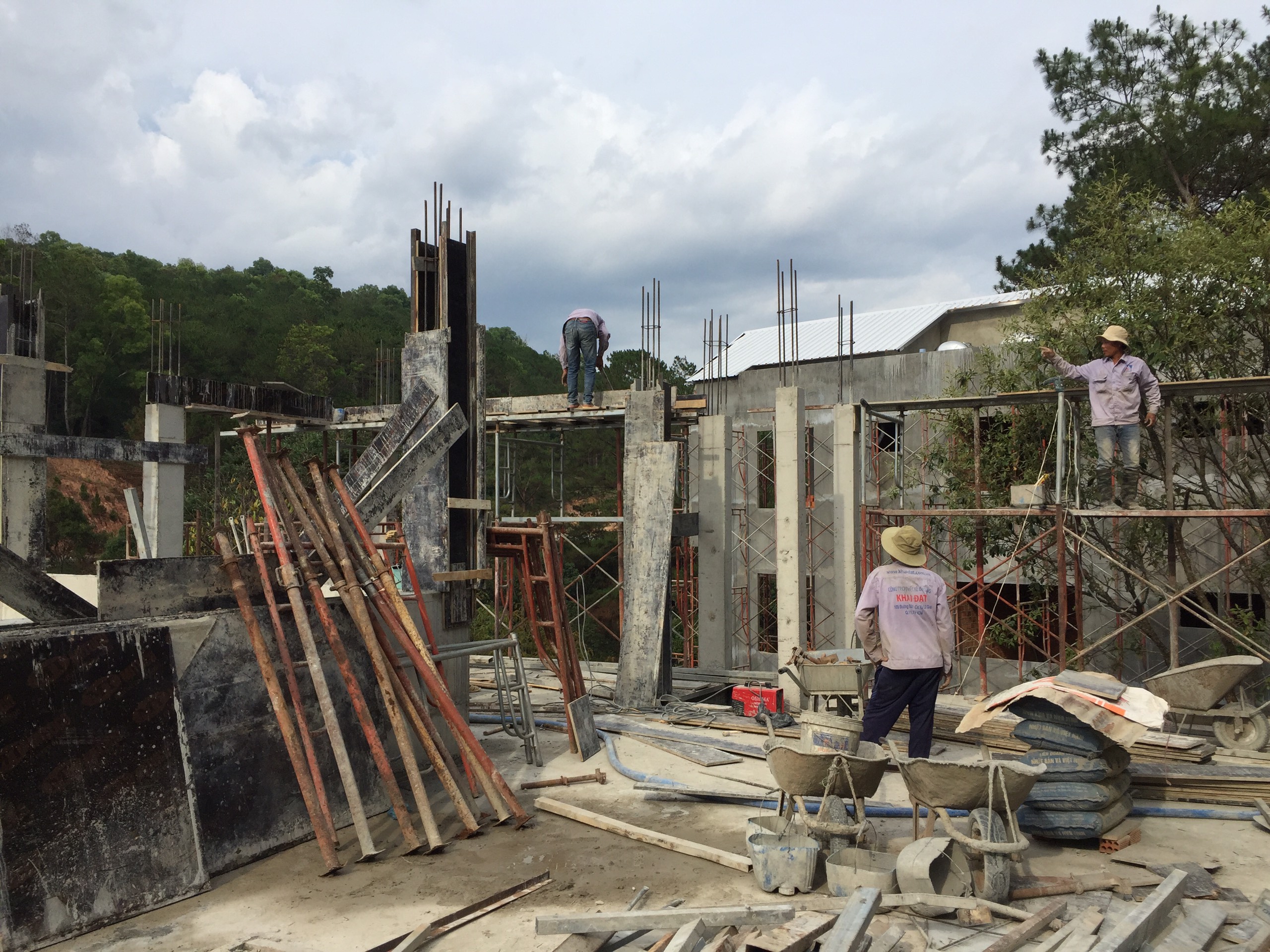 Báo Giá Thi Công Nội Thất Resort 4–5 Sao Mới Nhất 2026